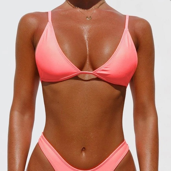 HOST PICK 💦 MINIMALE ANIMALE NWT LUCID TOP - Picture 1 of 15